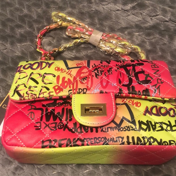 Colorful Graffiti Crossbody Purse (Red Yellow Green) - Picture 6 of 8